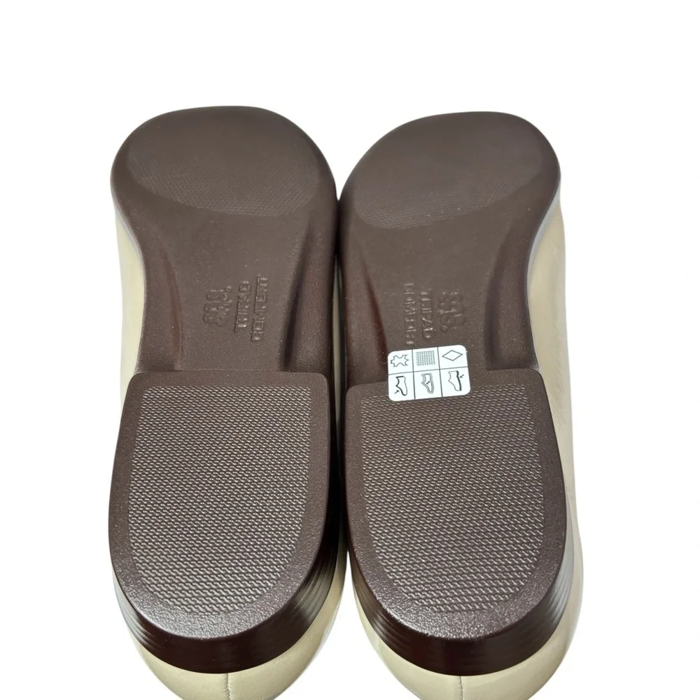 SAS Metro Loafers Womens Size 12M Beige Soft Leather Tripad Horsebit Made in USA